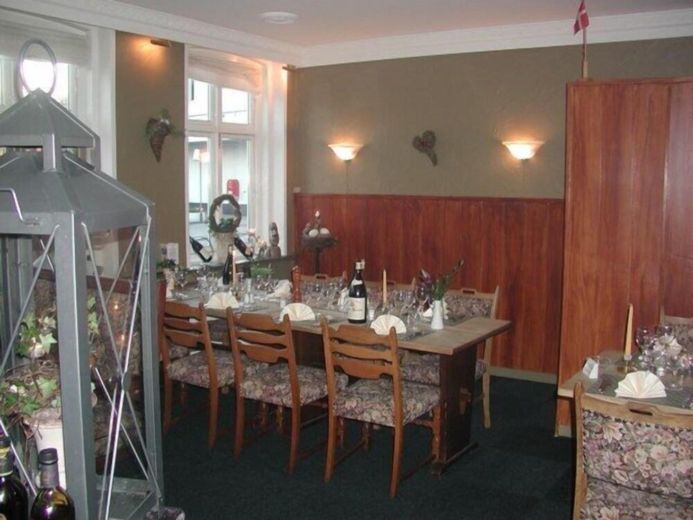 Ebsens Hotel Maribo Eksteriør bilde